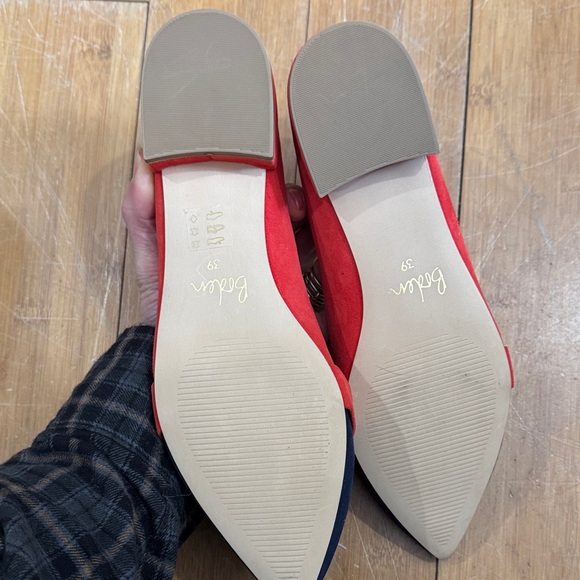 Boden Red and Pink Flats with Navy Accents New!! 39 - Picture 5 of 8